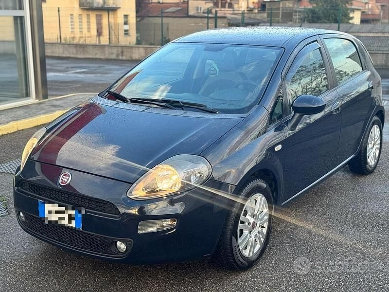 Usata Fiat Punto 2013 Blu Utilitaria