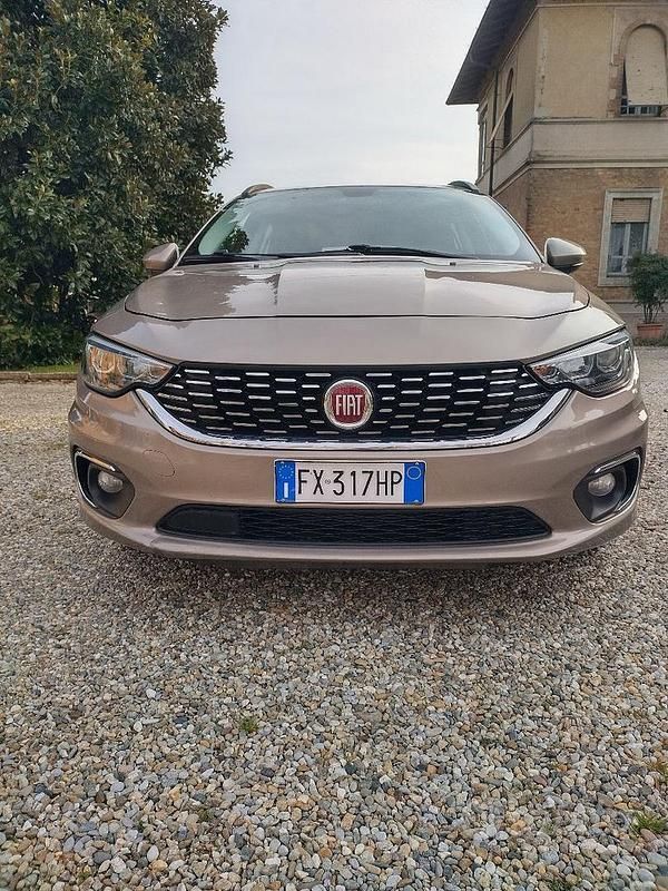 Usata Fiat Tipo 120 CV (88 kW) 2019 Station wagon