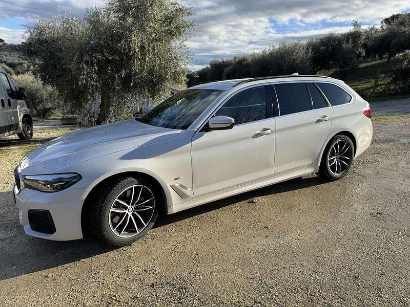 Usata BMW 520 M Sport 190 CV (139 kW) 2023 Bianco Station wagon