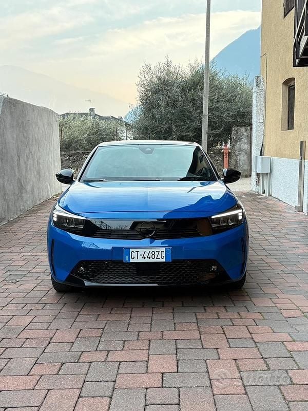 Usata Opel Corsa 75 CV (55 kW) 2024 Blu Utilitaria