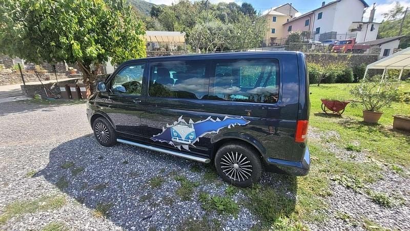 Usata VW T5 140 CV (102 kW) 2011 Blu/azzurro Furgone