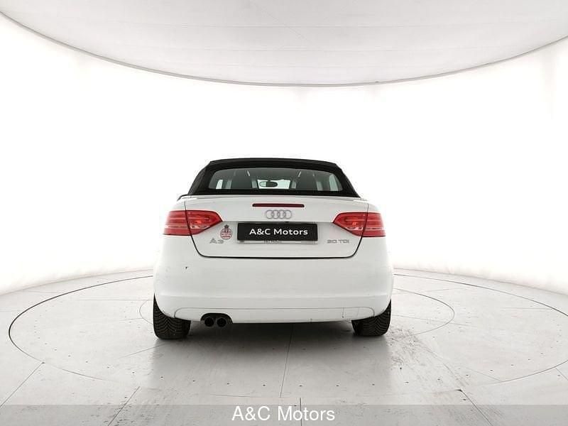 Usata Audi A3 Cabriolet Ambition 140 CV (102 kW) 2009 Bianco Cabrio