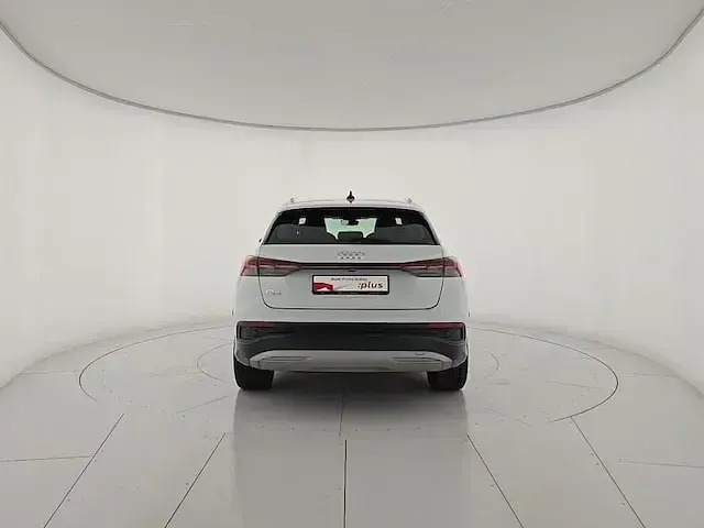 Usata Audi Q4 e-tron Advanced 210 kW (286 CV) 2024 Bianco SUV