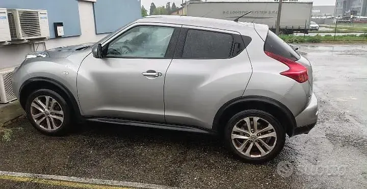 Usata Nissan Juke 117 CV (86 kW) 2011 Grigio SUV