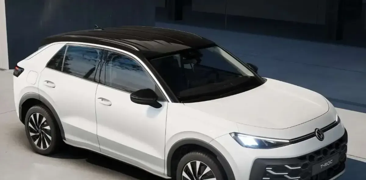 Nuova VW T-Roc Life 150 CV (110 kW) 2026 Nero SUV