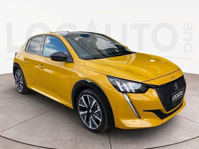 Usata Peugeot 208 GT 101 CV (74 kW) 2022 Giallo Utilitaria