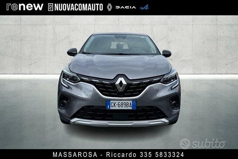 Usata Renault Captur Techno 145 CV (106 kW) 2022 Grigio SUV