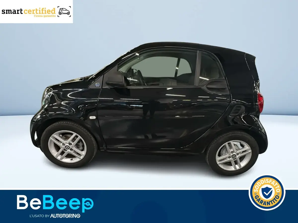 Usata Smart ForTwo Electric Drive Pure 60 kW (82 CV) 2022 Nero pastello