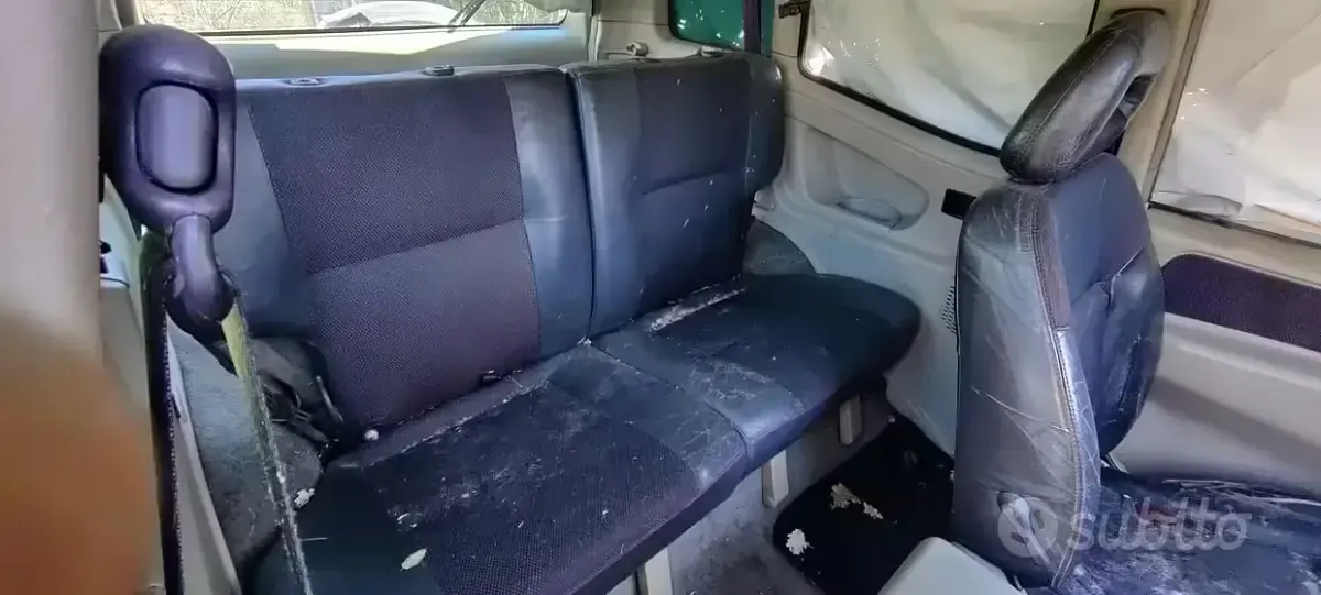 Usata Nissan Terrano 101 CV (74 kW) 2001 Nero SUV