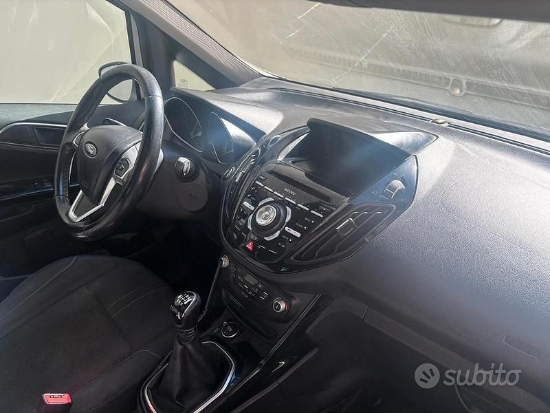 Usata Ford B-MAX Titanium 90 CV (66 kW) 2013 Bianco Monovolume