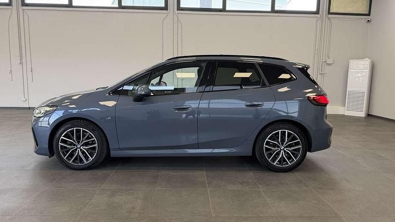 Usata BMW 218 Active Tourer M Sport 150 CV (110 kW) 2023 Grigio Monovolume