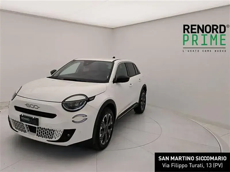 Usata Fiat 600 La Prima 110 CV (80 kW) 2025 Bianco SUV