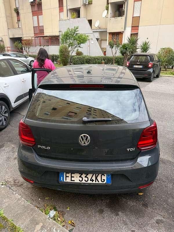 Usata VW Polo Comfortline 75 CV (55 kW) 2016 Grigio Berlina