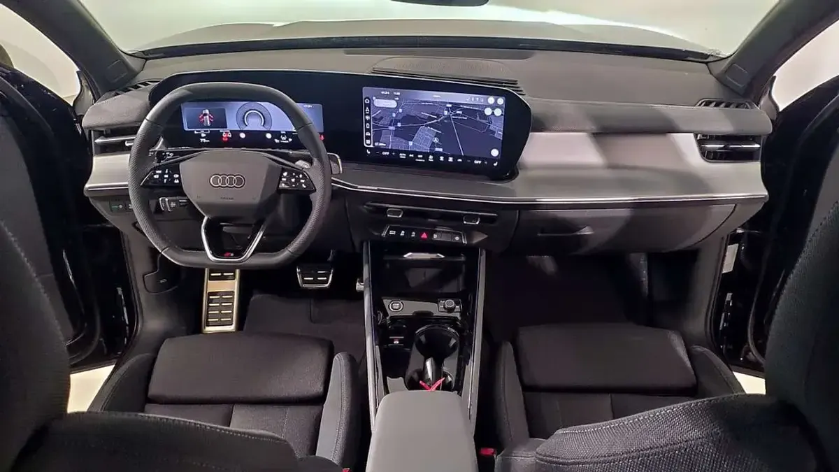 Nuova Audi Q3 S-Line 150 CV (110 kW) 2026 Grigio SUV