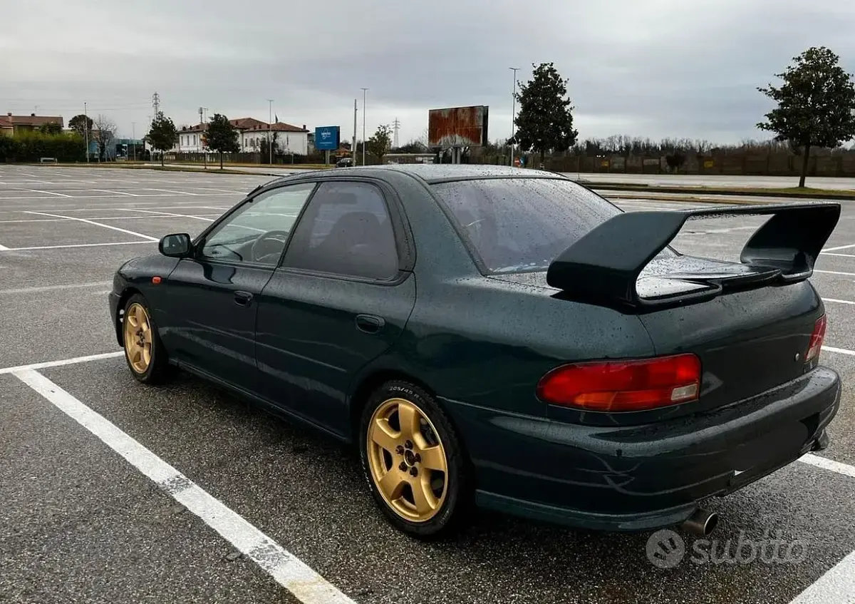 Usata Subaru Impreza 211 CV (155 kW) 1998 Verde Berlina