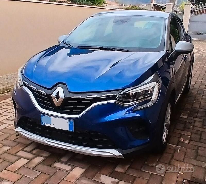 Usata Renault Captur 95 CV (69 kW) 2020 Blu SUV