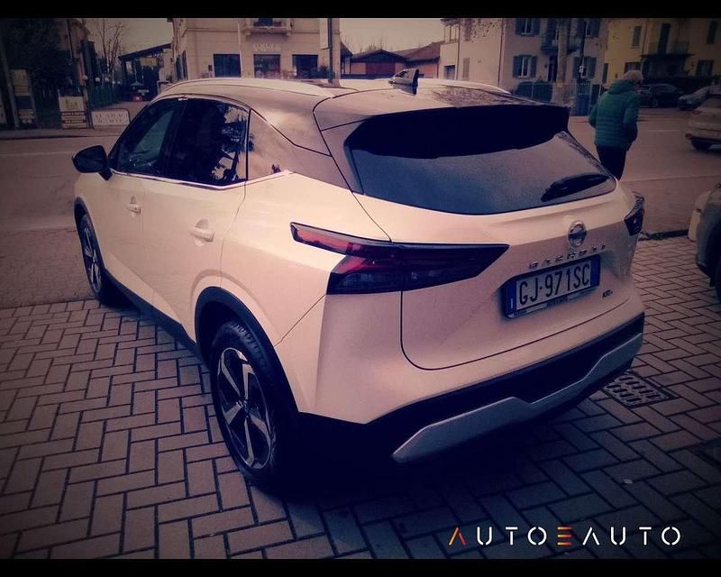 Usata Nissan Qashqai 140 CV (102 kW) 2022 Bianco SUV