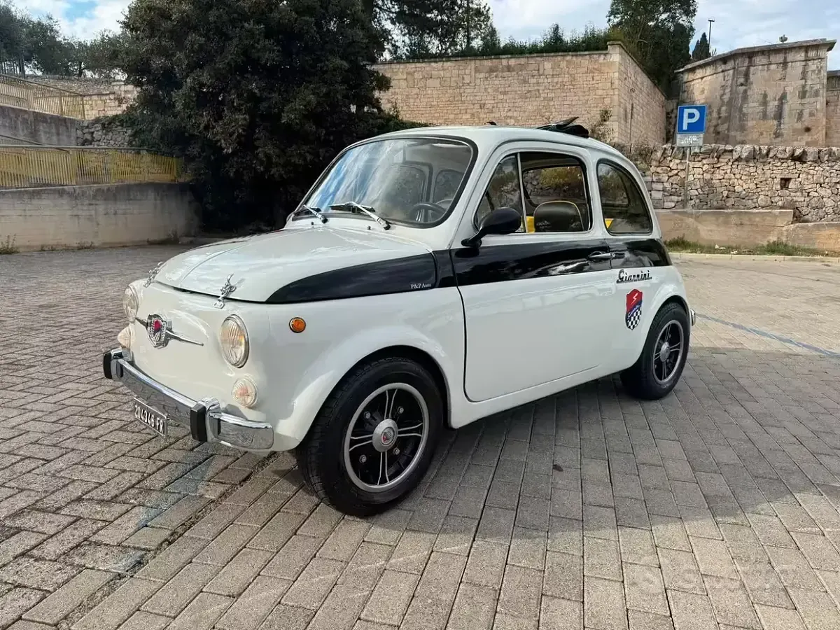 Usata Fiat 500 29 CV (21 kW) 1960 Bianco Utilitaria