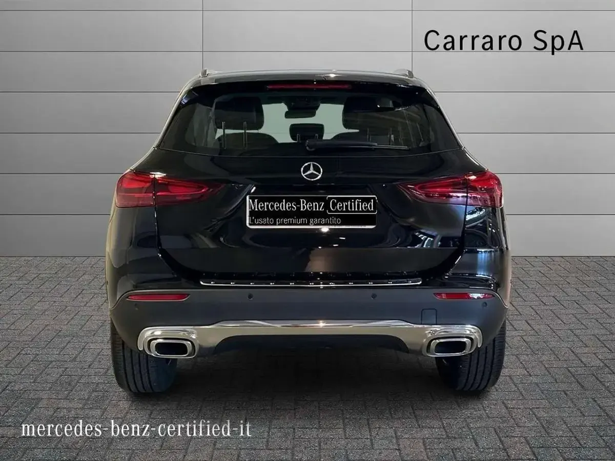Usata Mercedes GLA180 Advanced 136 CV (100 kW) 2025 Nero metallizzato SUV