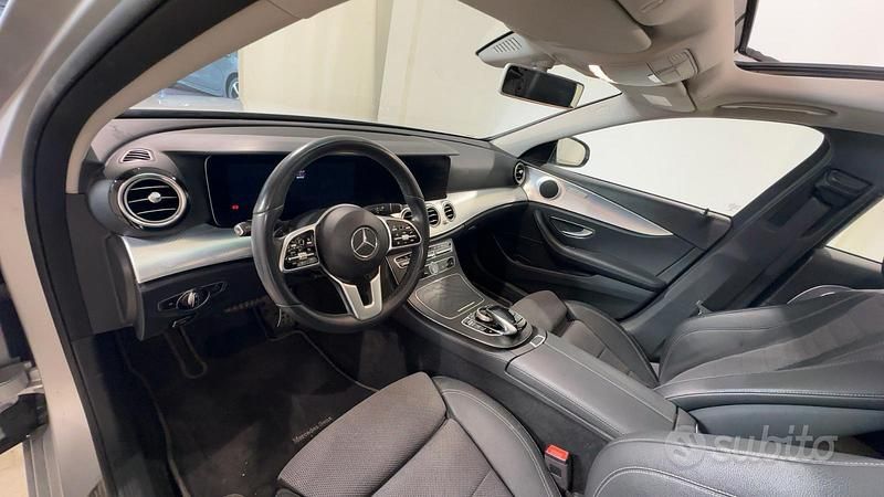 Usata Mercedes E220 Business 194 CV (142 kW) 2020 Berlina