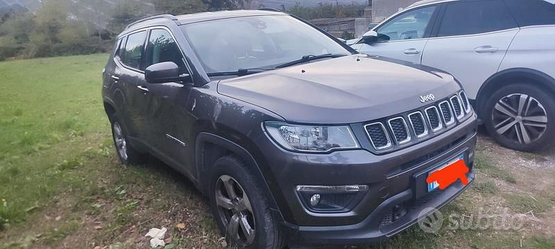 Usata Jeep Compass 140 CV (102 kW) 2019 Grigio SUV