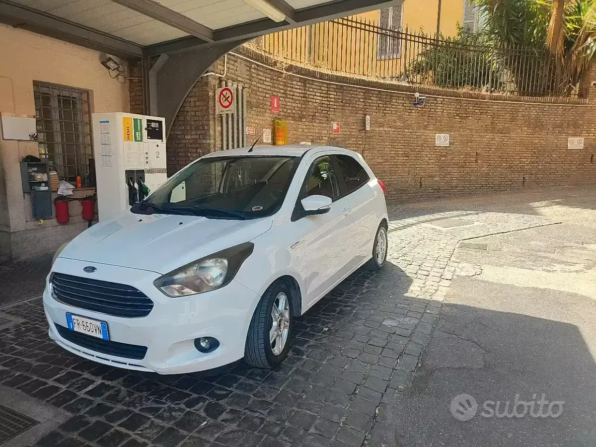 Usata Ford Ka Plus 86 CV (63 kW) 2018 Bianco Utilitaria