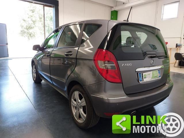 Usata Mercedes A180 Premium 110 CV (80 kW) 2012 Grigio Berlina