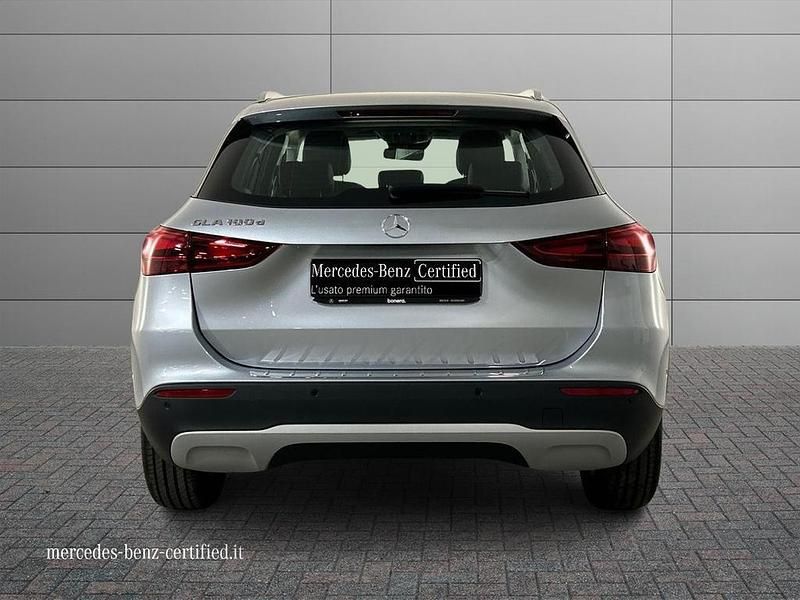 Usata Mercedes GLA180 Advanced 116 CV (85 kW) 2025 Argento SUV