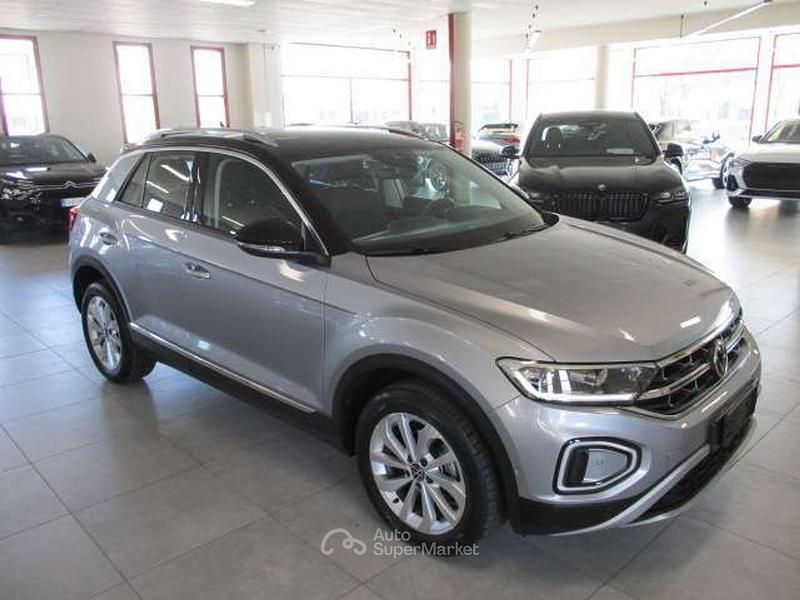 Usata VW T-Roc Style 110 CV (80 kW) 2025 Argento SUV