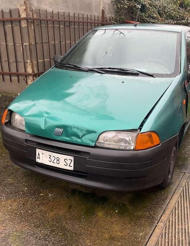 Usata Fiat Punto 54 CV (39 kW) 1997 Berlina