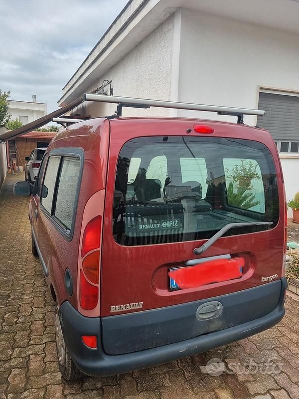 Usata Renault Kangoo 75 CV (55 kW) 1999 Rosso Monovolume