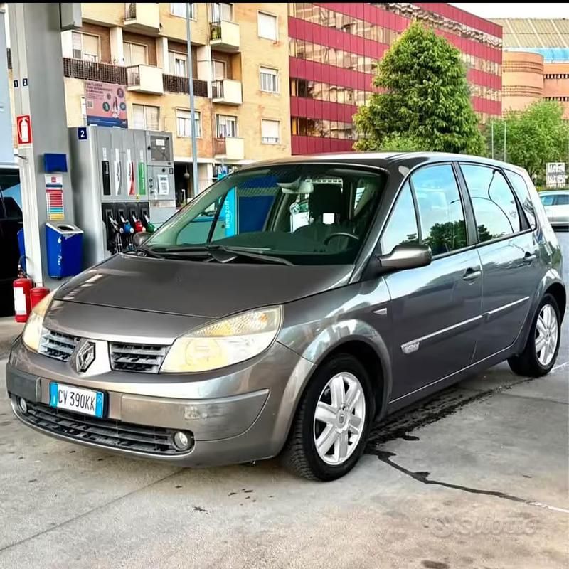 Usata Renault Scénic II 2005 Monovolume