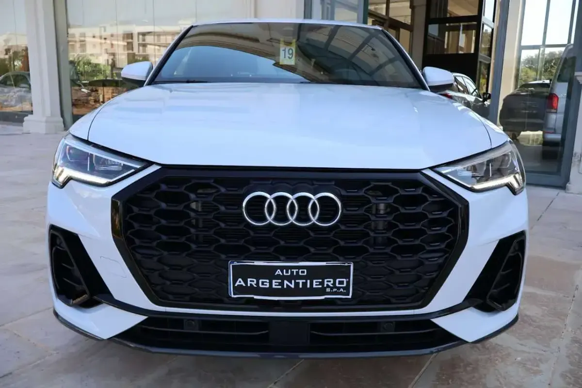 Usata Audi Q3 S-Line 150 CV (110 kW) 2022 Bianco ghiacciaio perlato SUV