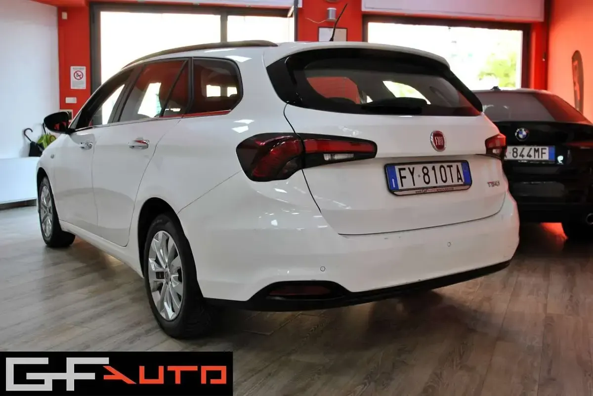 Usata Fiat Tipo Lounge 95 CV (69 kW) 2019 Bianco Station wagon