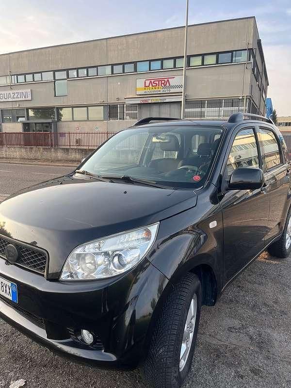 Usata Daihatsu Terios 105 CV (77 kW) 2008 Nero SUV