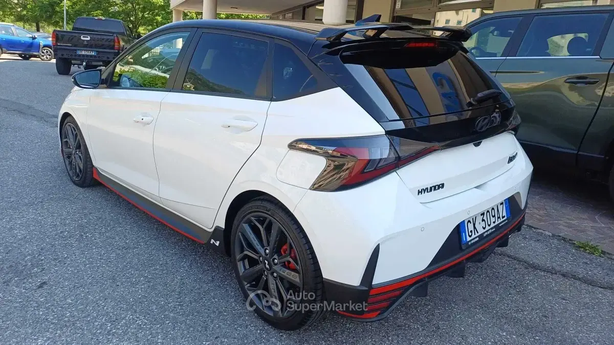 Usata Hyundai i20 N Performance 204 CV (150 kW) 2022 Beige Berlina