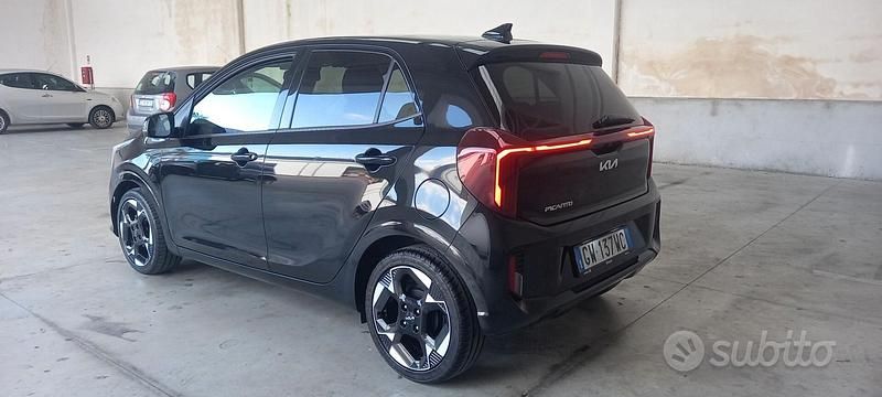 Usata Kia Picanto 78 CV (57 kW) 2024 Nero Utilitaria