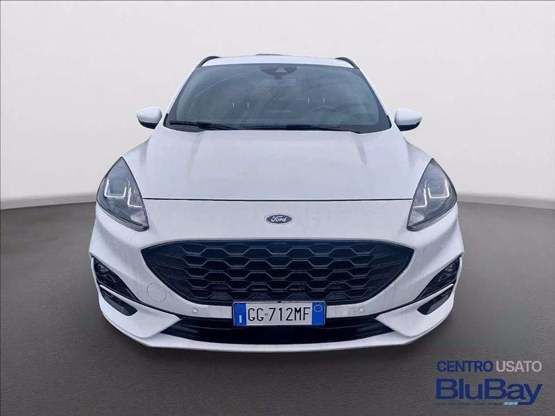 Usata Ford Kuga ST-Line 120 CV (88 kW) 2022 Frozen white SUV