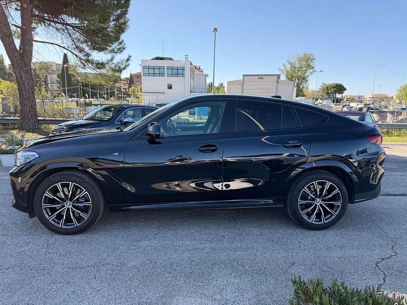 Begagnad BMW X6 M Sport 286 HK (210 kW) 2021 Svart SUV
