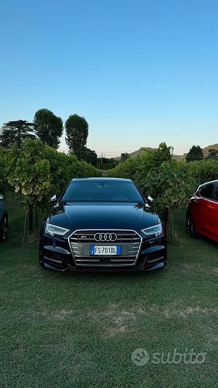 Usata Audi S3 Ambiente 310 CV (228 kW) 2018 Blu Berlina