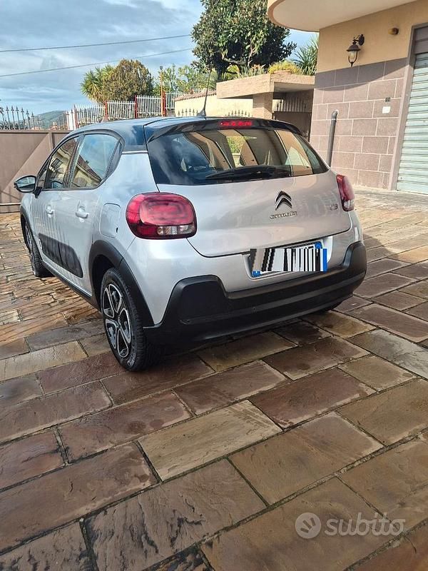 Usata Citroën C3 Shine 82 CV (60 kW) 2017 Grigio Berlina