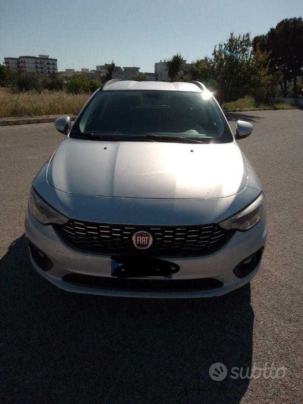 Grigio Usata 2018 Fiat Tipo Station wagon | 9500 € (Buon prezzo) - Immagine 1/4