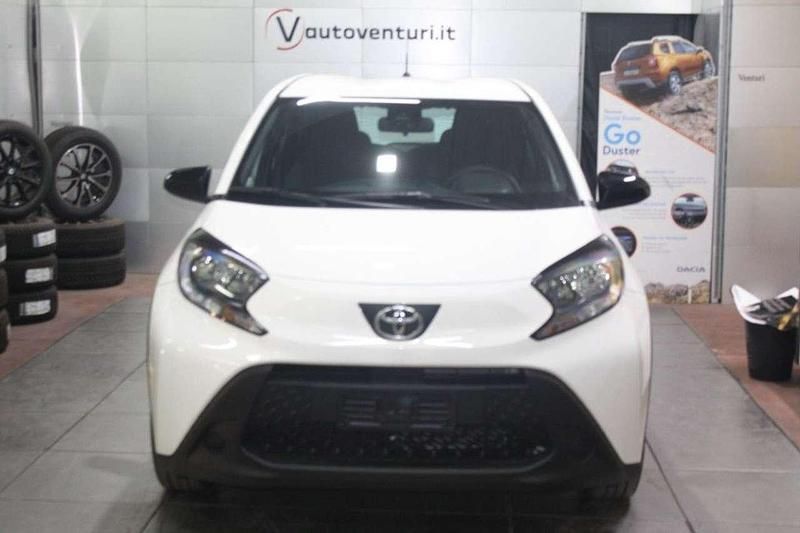 Nuova Toyota Aygo X Active 72 CV (52 kW) 2025 Bianco SUV