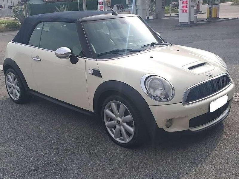 Usata Mini Cooper S Cabriolet 174 CV (127 kW) 2009 Bianco panna Cabrio