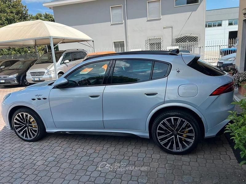 Usata Maserati Grecale 530 CV (389 kW) 2023 Blu SUV