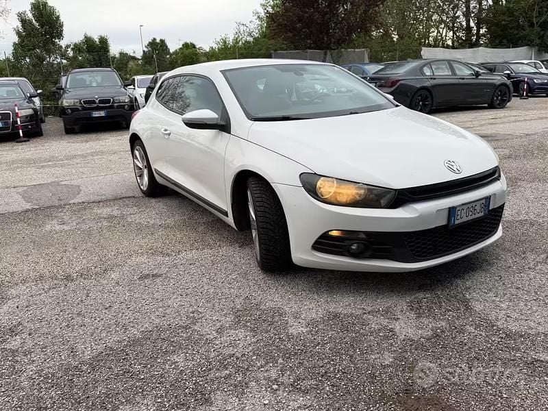 Usata VW Scirocco 160 CV (117 kW) 2010 Bianco Coupé