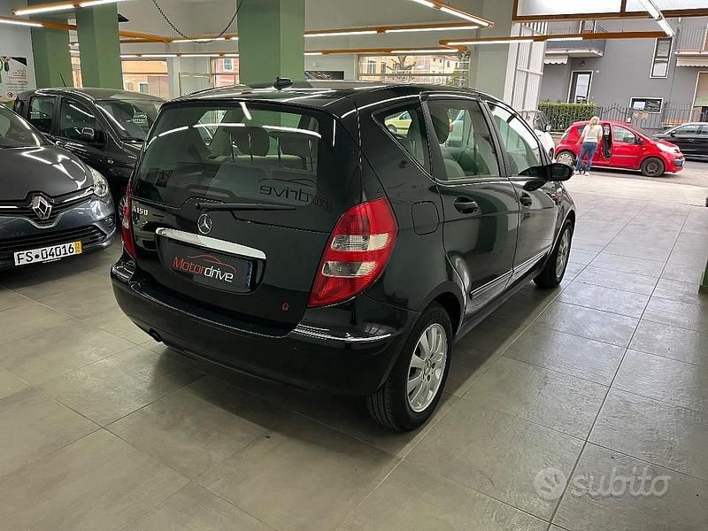 Usata Mercedes A150 Classic 95 CV (69 kW) 2005 Nero Utilitaria