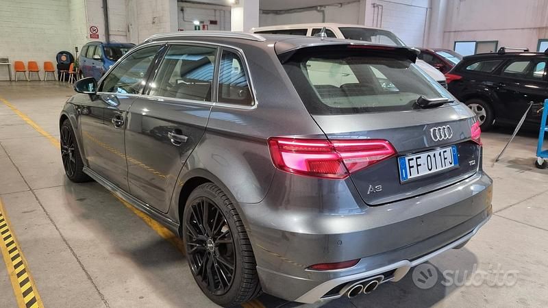 Usata Audi A3 S-Line 150 CV (110 kW) 2016 Grigio Berlina