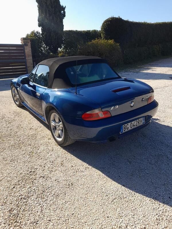 Usata BMW Z3 118 CV (86 kW) 1999 Blu Cabrio