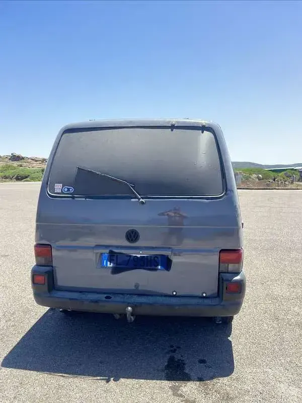 Usata VW Caravelle 102 CV (75 kW) 1999